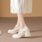 Spring retro-style women's shoes, Style Shoes – RV2551 - Image 2