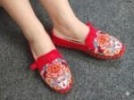 Women’s Old Beijing cloth mesh embroidered slip-on shoes. Canvas-STNC21