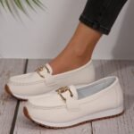 Women's casual shoes with metal chain, Canvas & Loafer – DS162 - Image 4
