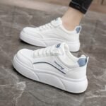 Women's Thick-Soled Sneakers with a Comfortable, Sneaker & Kades – WR214
