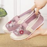 Women’s Old Beijing cloth mesh embroidered slip-on shoes. Canvas-STDS89 - Image 3