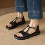 Retro Summer New Style Woven Hollow-out Flat Sandals for Women, Style Shoes – RV2594 - Image 2